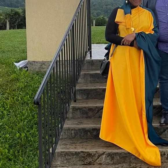 ONE SIZE 2 WAY off shoulder dress sz. 0-18 - Picture 10 of 16